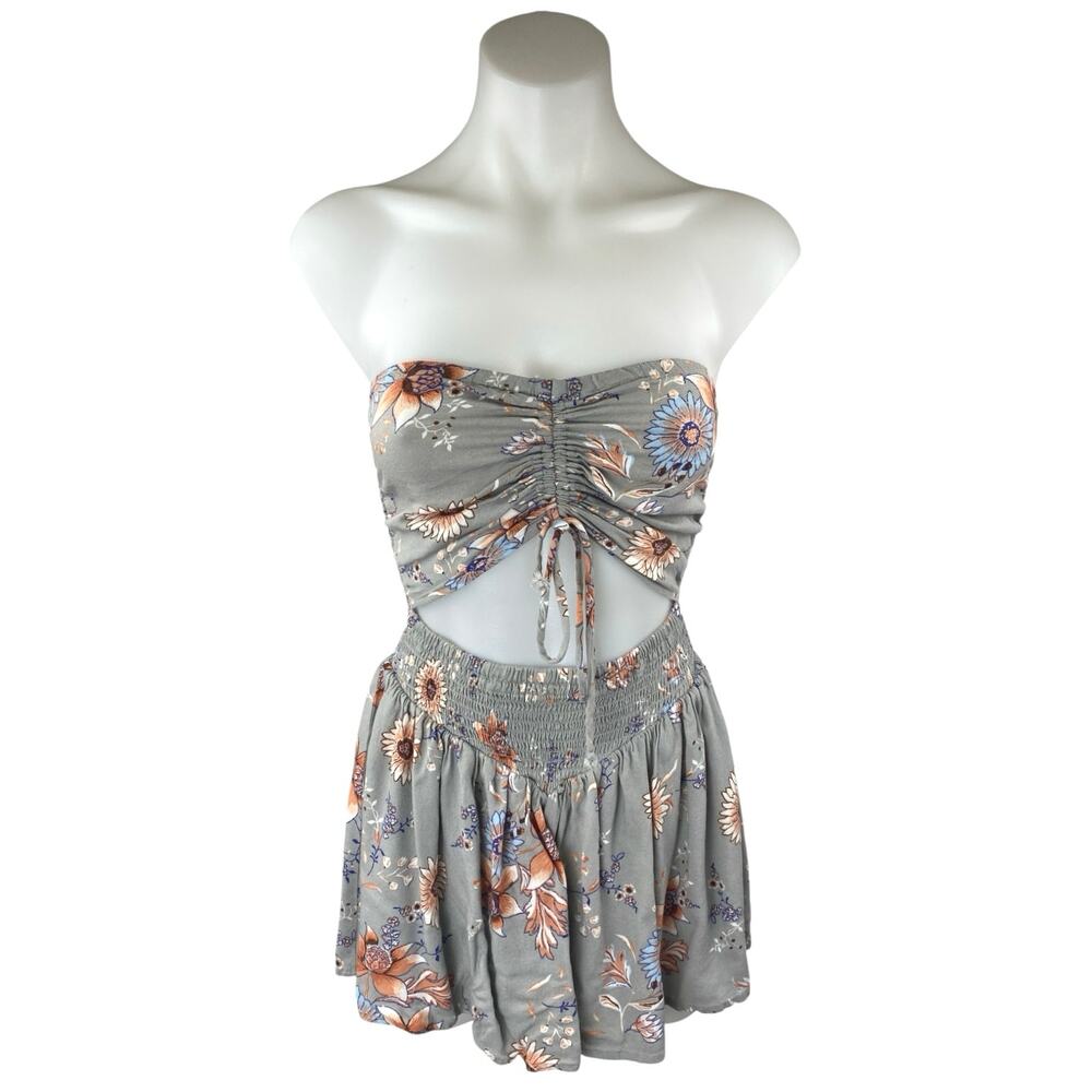 Sundays Gray Floral Strapless Sleeveless Ruched Smocked Tube Jumpsuit Romper S